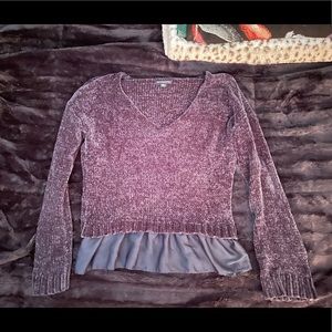 American Eagle sweater, perfect condition.